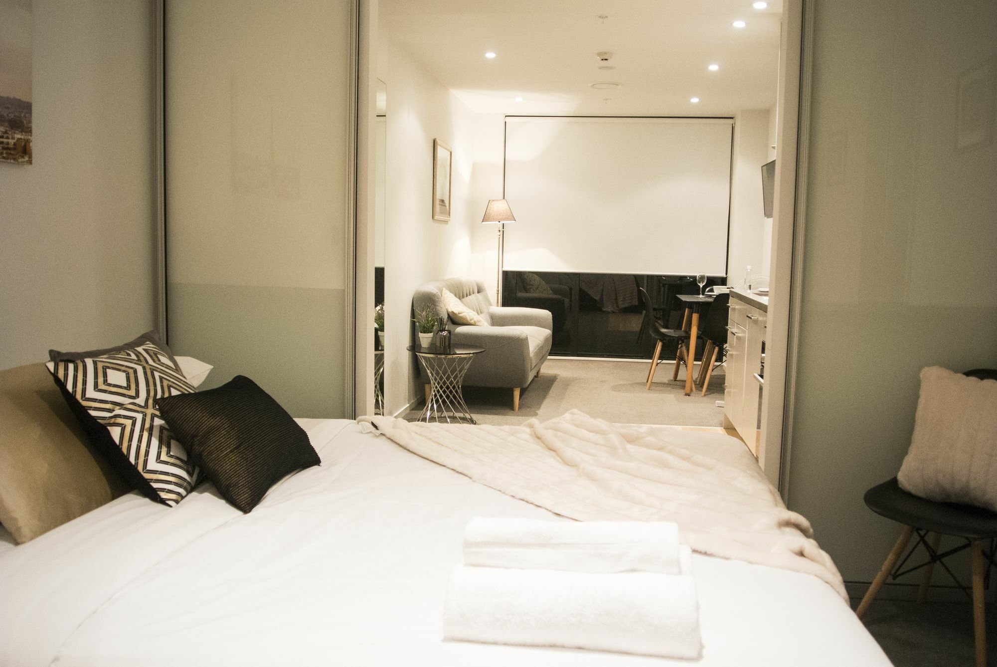 Brand New Apartment With Pool & Gym โอ๊คแลนด์ ภายนอก รูปภาพ
