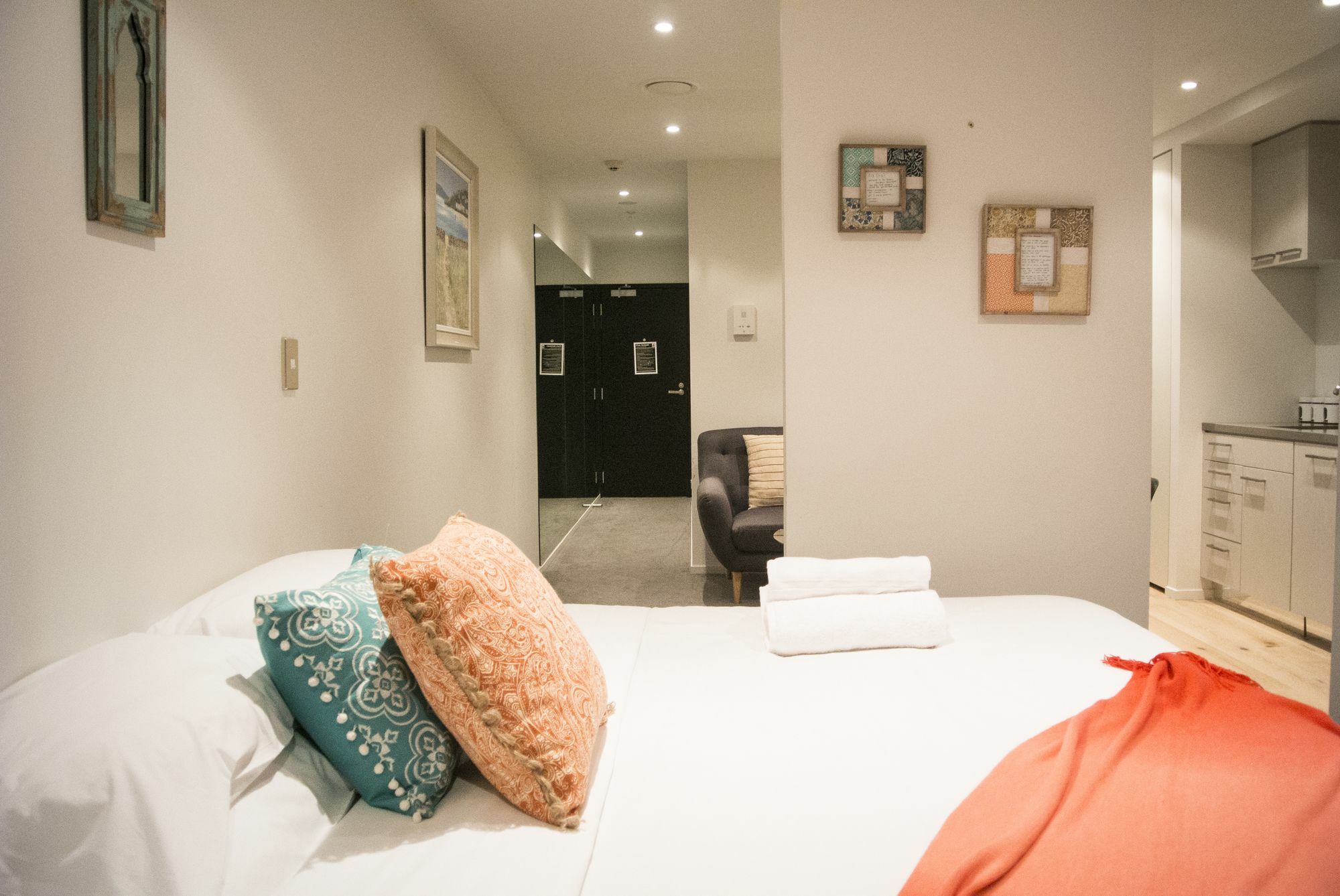 Brand New Apartment With Pool & Gym โอ๊คแลนด์ ภายนอก รูปภาพ